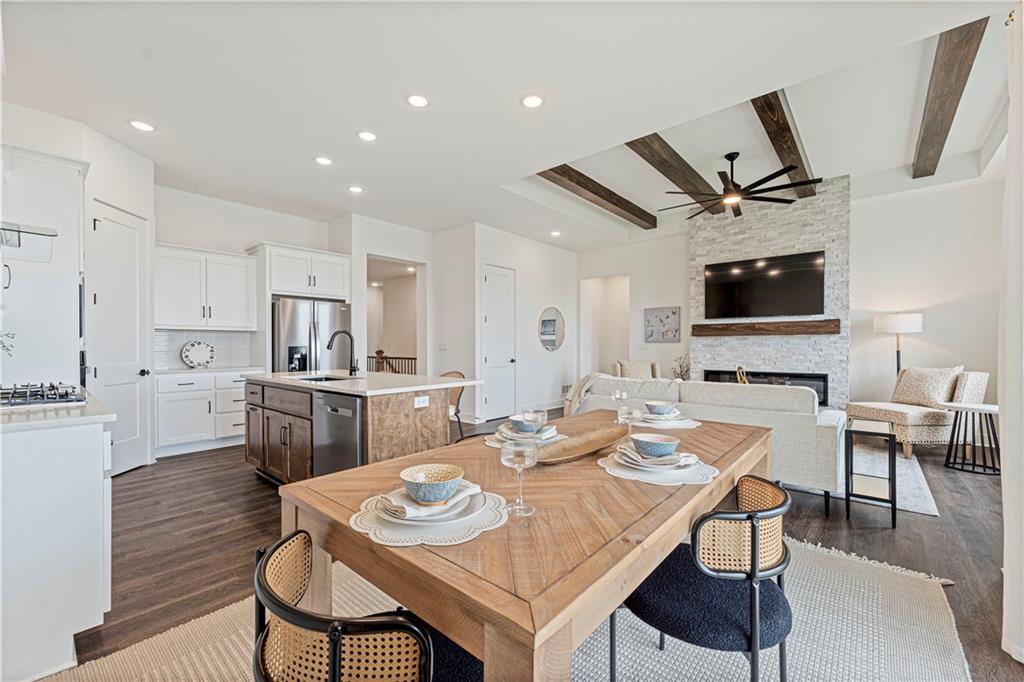 1602 NW 104th Terrace, Kansas City, MO 64155 | MLS#2504111