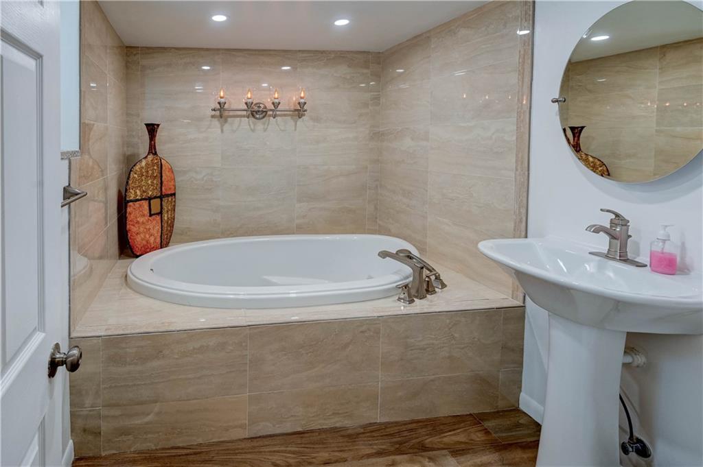 1232 E 24th Avenue, North Kansas City, MO 64116 | MLS#2526927