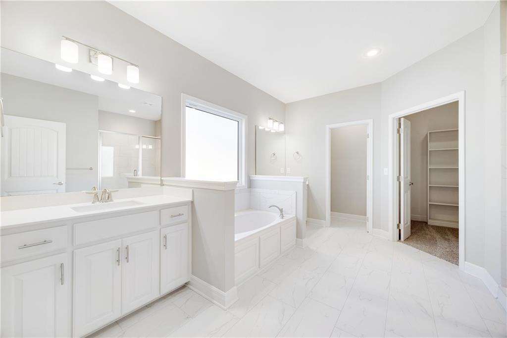 9431 N Belton Avenue, Kansas City, MO 64154 | MLS#2542459