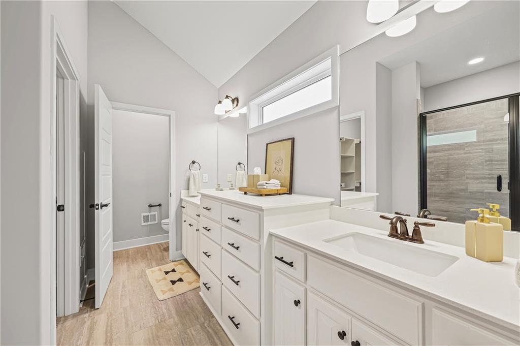 9439 N Belton Avenue, Kansas City, MO 64154 | MLS#2543402