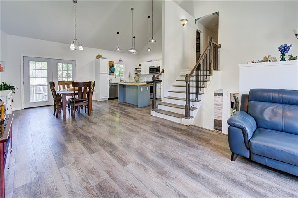 5716 NW Creekview Drive, Parkville, MO 64152 | MLS#2553726