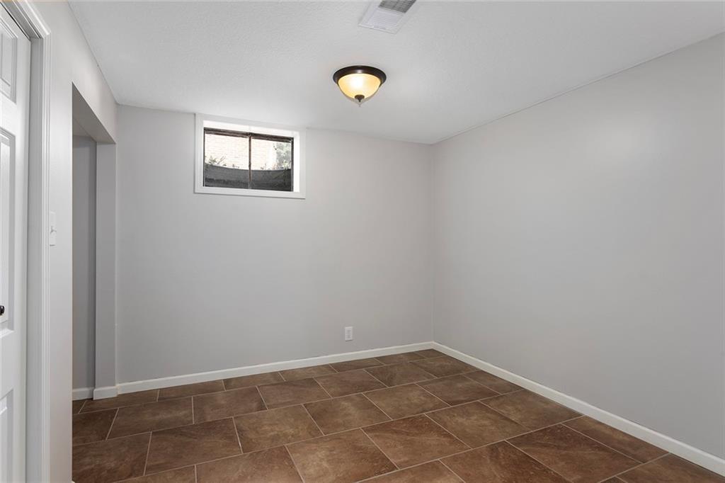 8606 NE Boone Street, Kansas City, MO 64155 | MLS#2558888