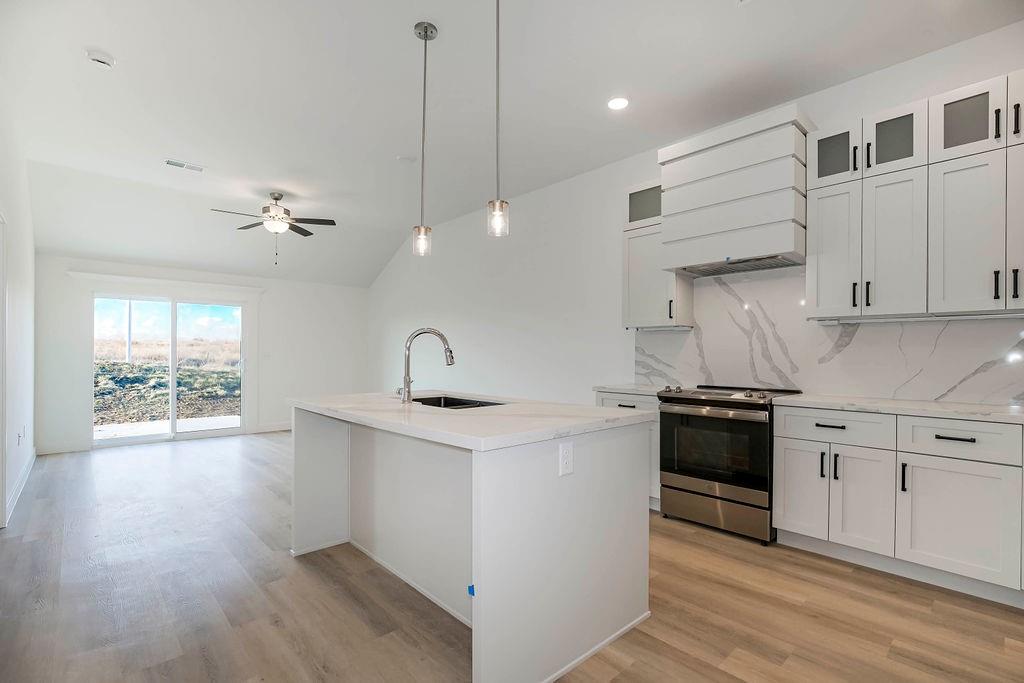 3827 NW 93rd Street, Kansas City, MO 64154 | MLS#2561293