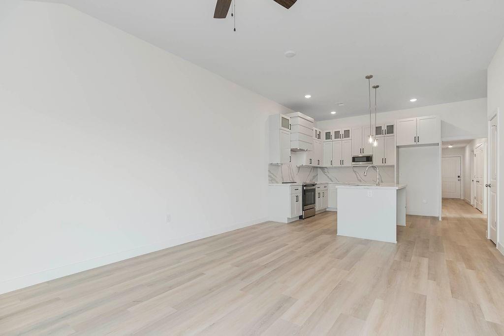 3827 NW 93rd Street, Kansas City, MO 64154 | MLS#2561293