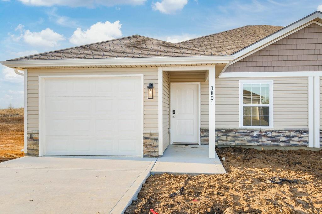 3827 NW 93rd Street, Kansas City, MO 64154 | MLS#2561293