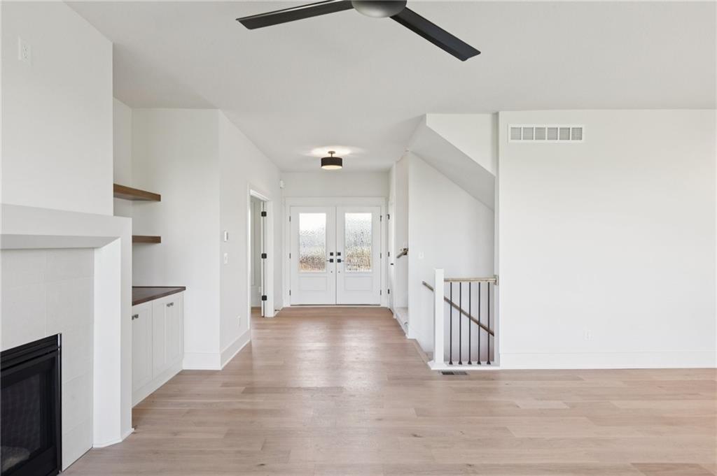 1916  Longview Drive, Liberty, MO 64068 | MLS#2563129