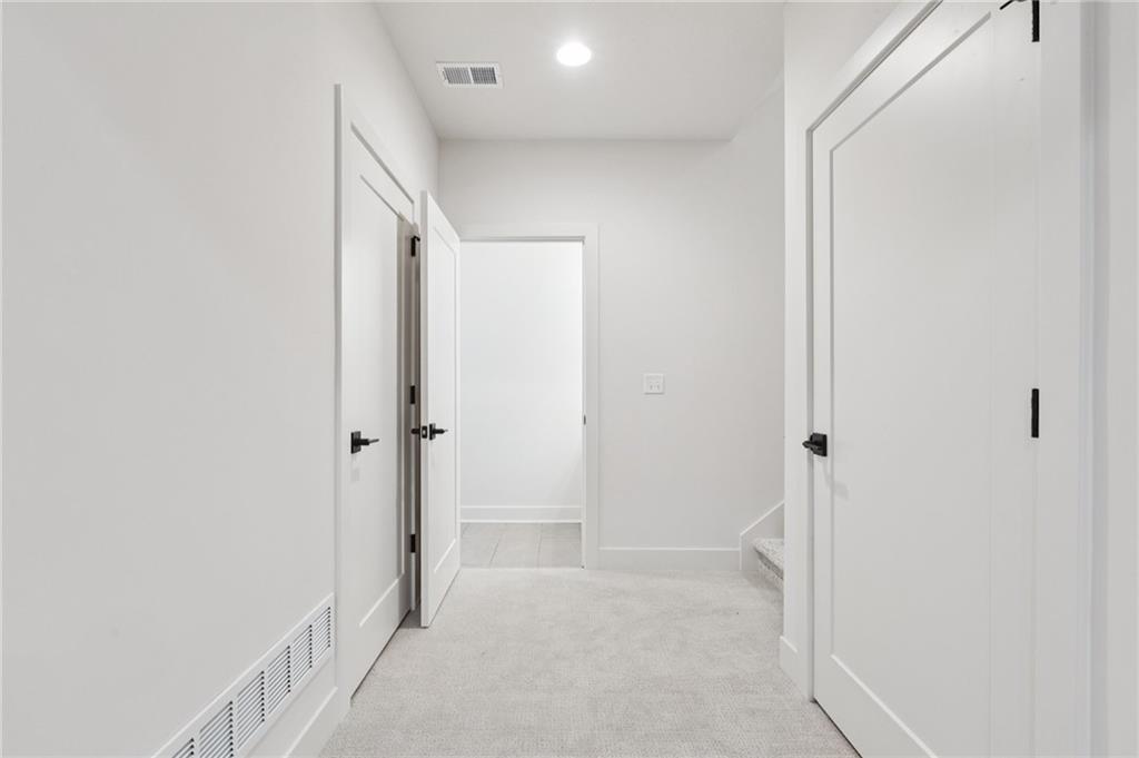 1916  Longview Drive, Liberty, MO 64068 | MLS#2563129