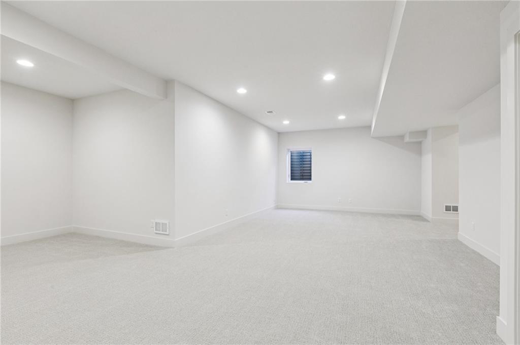 1916  Longview Drive, Liberty, MO 64068 | MLS#2563129