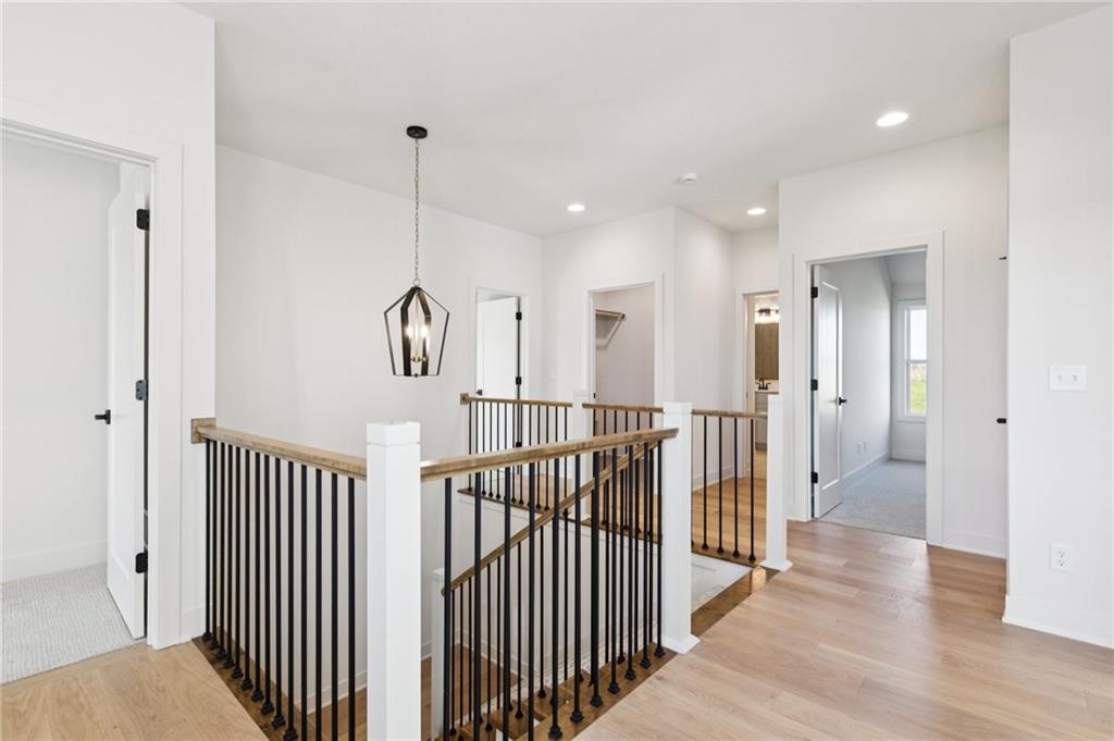 1916  Longview Drive, Liberty, MO 64068 | MLS#2563129