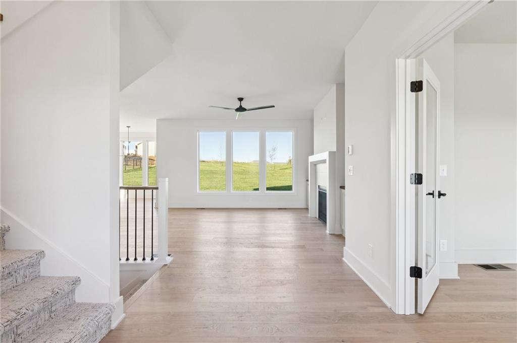 1916  Longview Drive, Liberty, MO 64068 | MLS#2563129