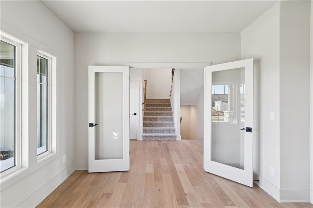 1916  Longview Drive, Liberty, MO 64068 | MLS#2563129