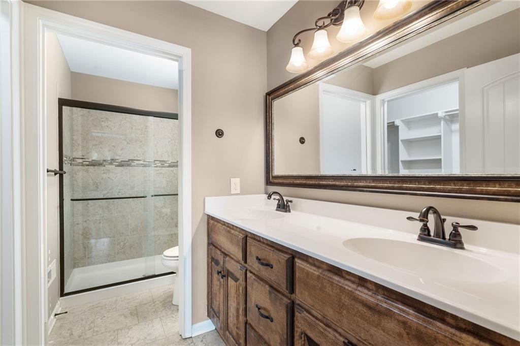 194  Camelot Drive, Liberty, MO 64068 | MLS#2569262