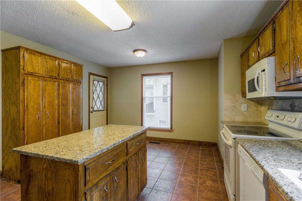 5835 N College Street, Gladstone, MO 64119 | MLS#2574097