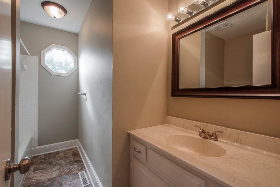 5835 N College Street, Gladstone, MO 64119 | MLS#2574097