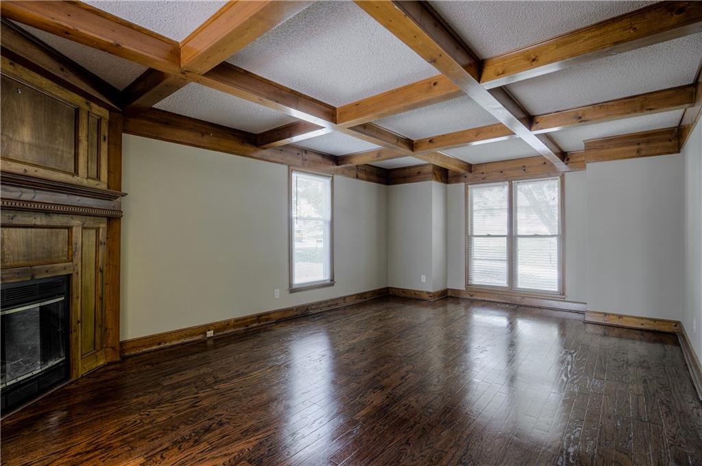 5835 N College Street, Gladstone, MO 64119 | MLS#2574097