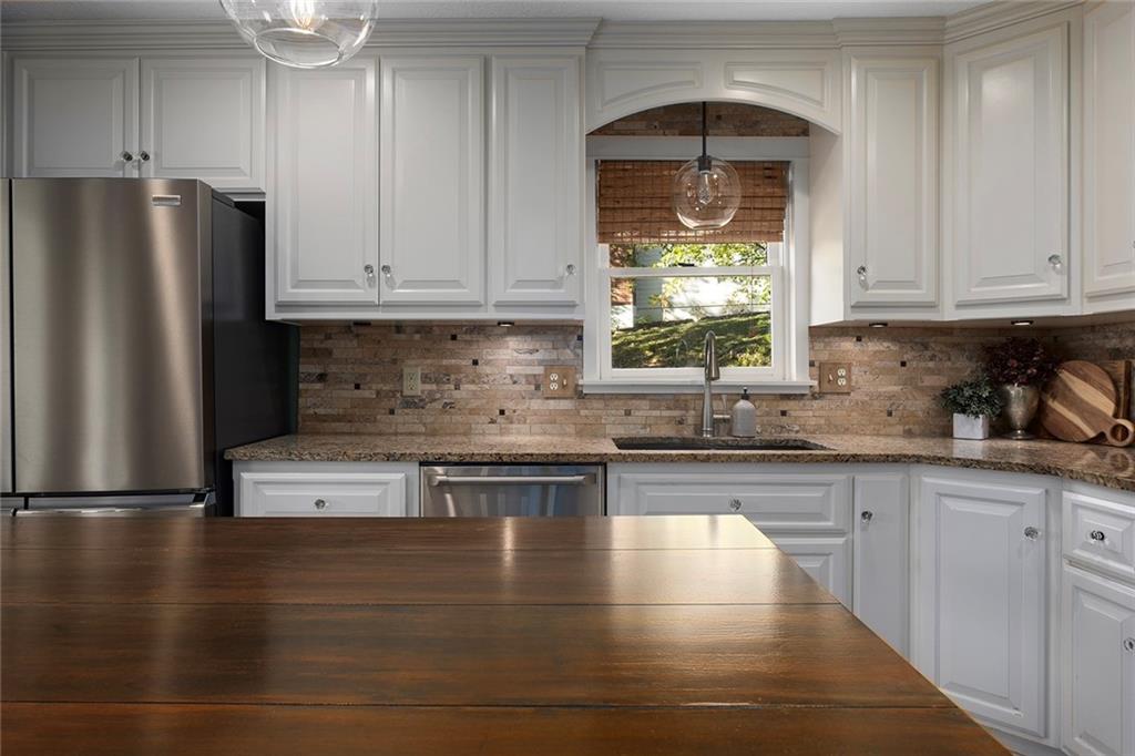 900  Wildbriar Drive, Liberty, MO 64068 | MLS#2574133