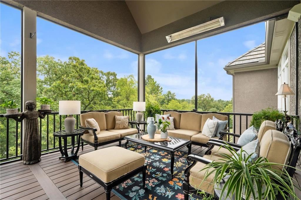 6325  Edgewater Drive, Parkville, MO 64152 | MLS#2574911