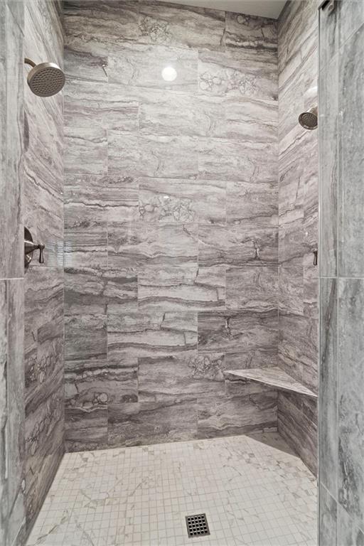 6325  Edgewater Drive, Parkville, MO 64152 | MLS#2574911