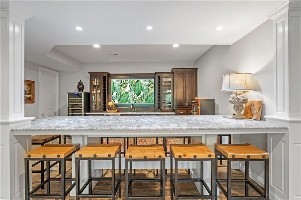 6325  Edgewater Drive, Parkville, MO 64152 | MLS#2574911