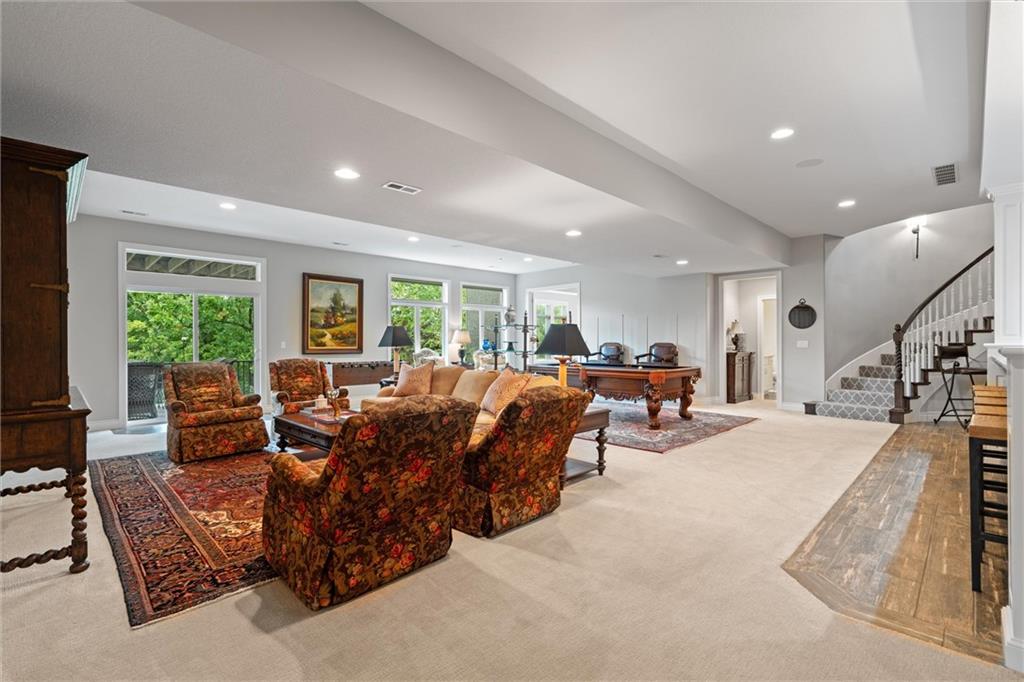 6325  Edgewater Drive, Parkville, MO 64152 | MLS#2574911