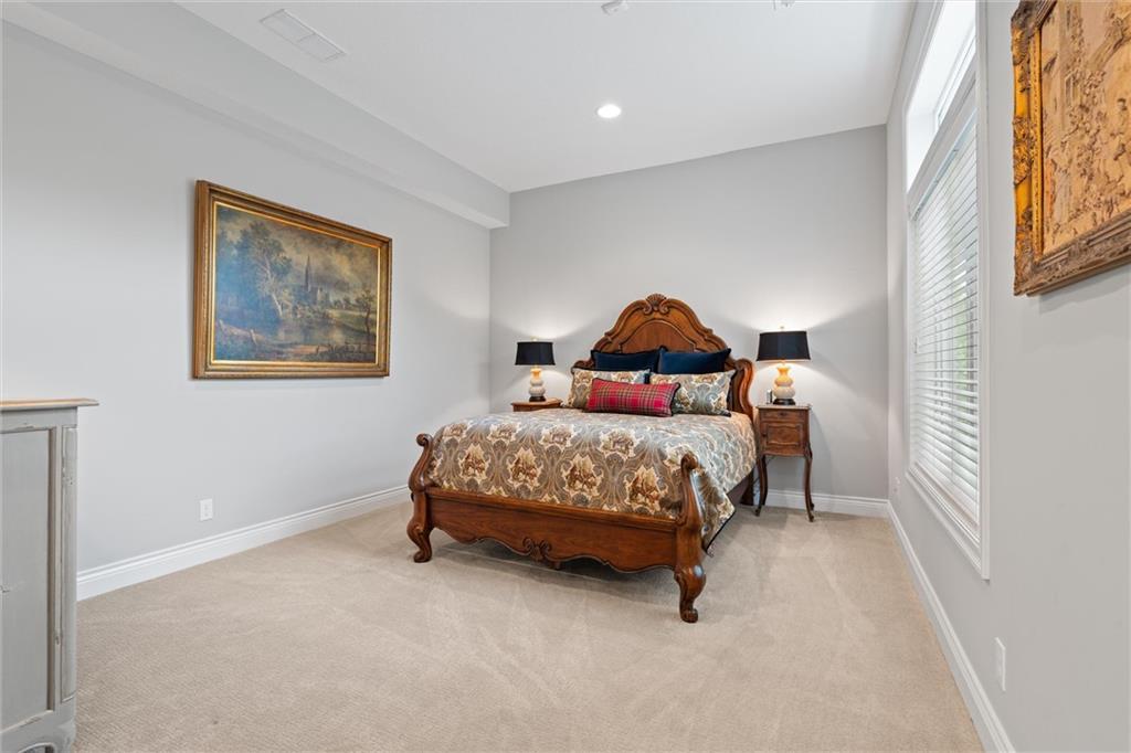 6325  Edgewater Drive, Parkville, MO 64152 | MLS#2574911