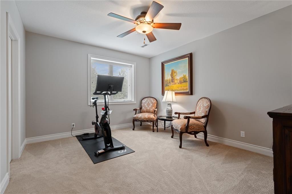 6325  Edgewater Drive, Parkville, MO 64152 | MLS#2574911