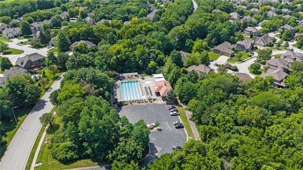 6325  Edgewater Drive, Parkville, MO 64152 | MLS#2574911