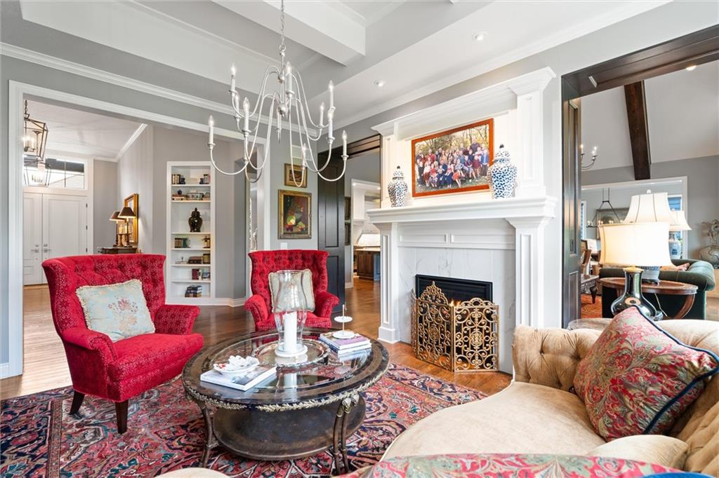 6325  Edgewater Drive, Parkville, MO 64152 | MLS#2574911