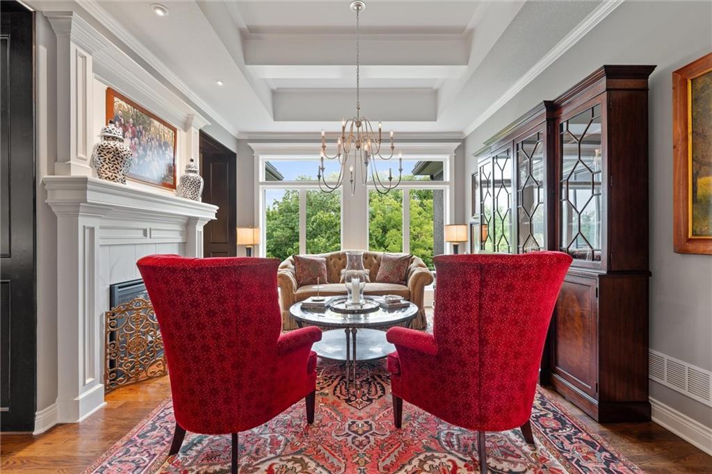 6325  Edgewater Drive, Parkville, MO 64152 | MLS#2574911