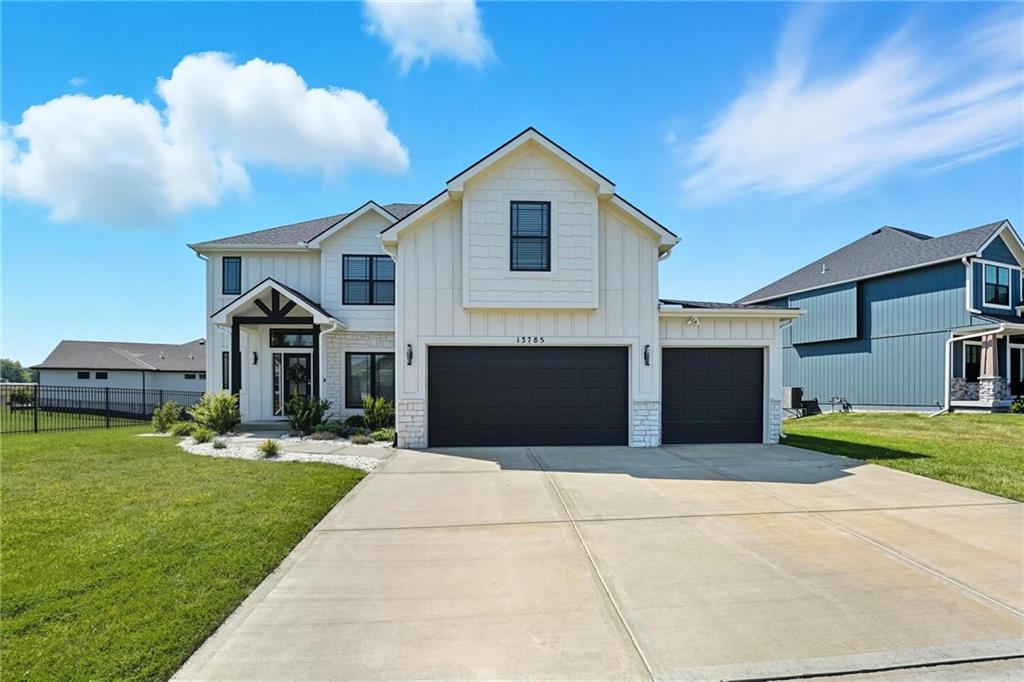 13785 NW 71st Street, Parkville, MO 64152 | MLS#2575254