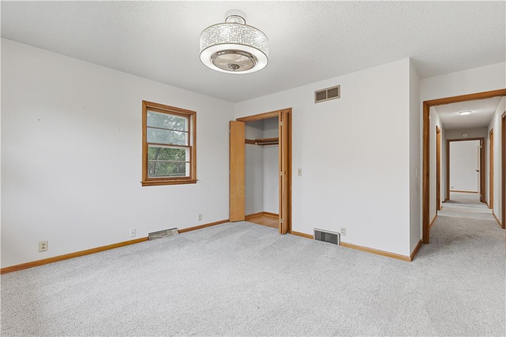 610 NW North Shore Drive, Lake Waukomis, MO 64151 | MLS#2575290