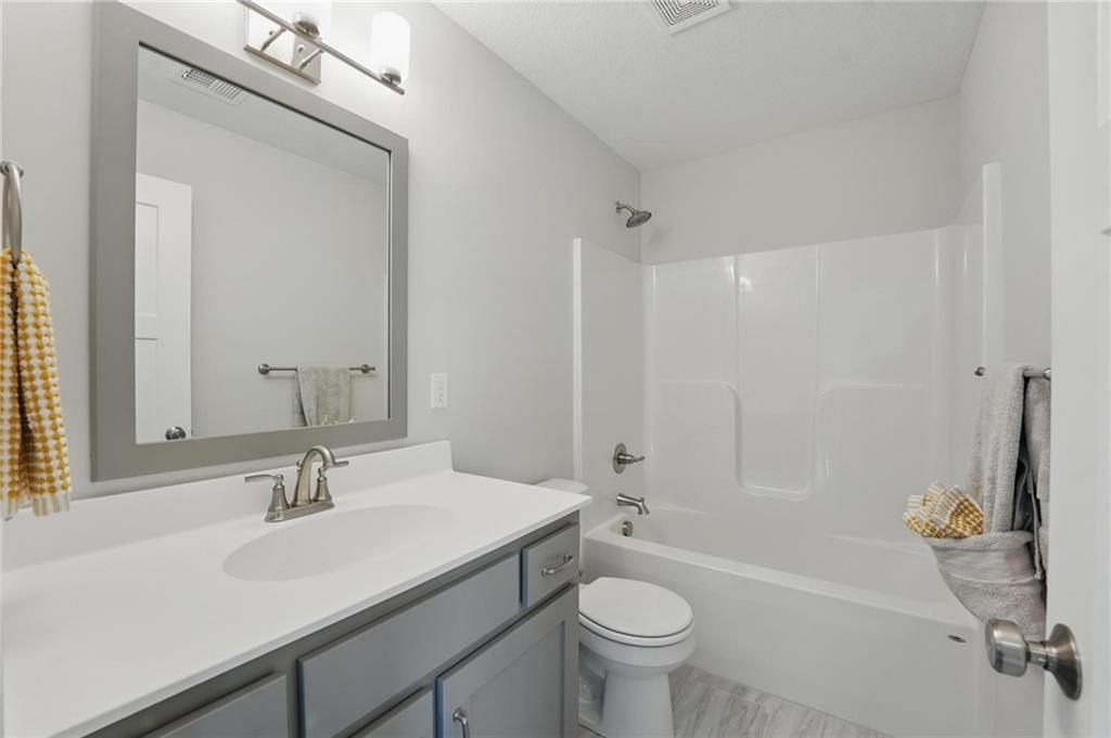 1312 NW 107th Terrace, Kansas City, MO 64155 | MLS#2575794