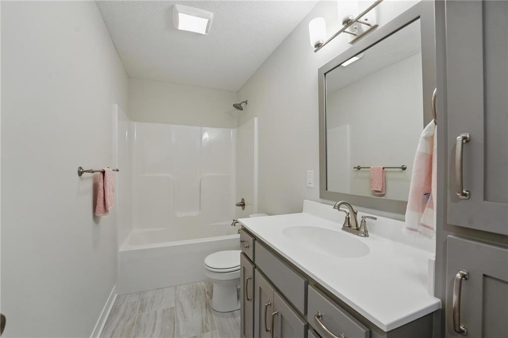 1312 NW 107th Terrace, Kansas City, MO 64155 | MLS#2575794