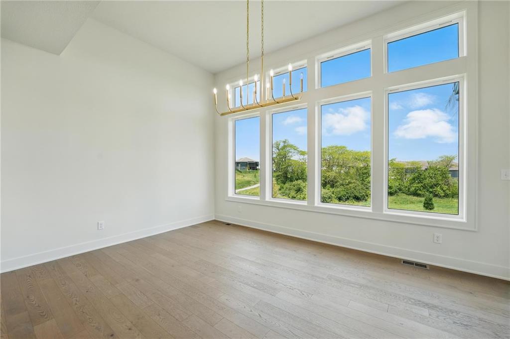 1518 NW 106th Terrace, Kansas City, MO 64155 | MLS#2575796