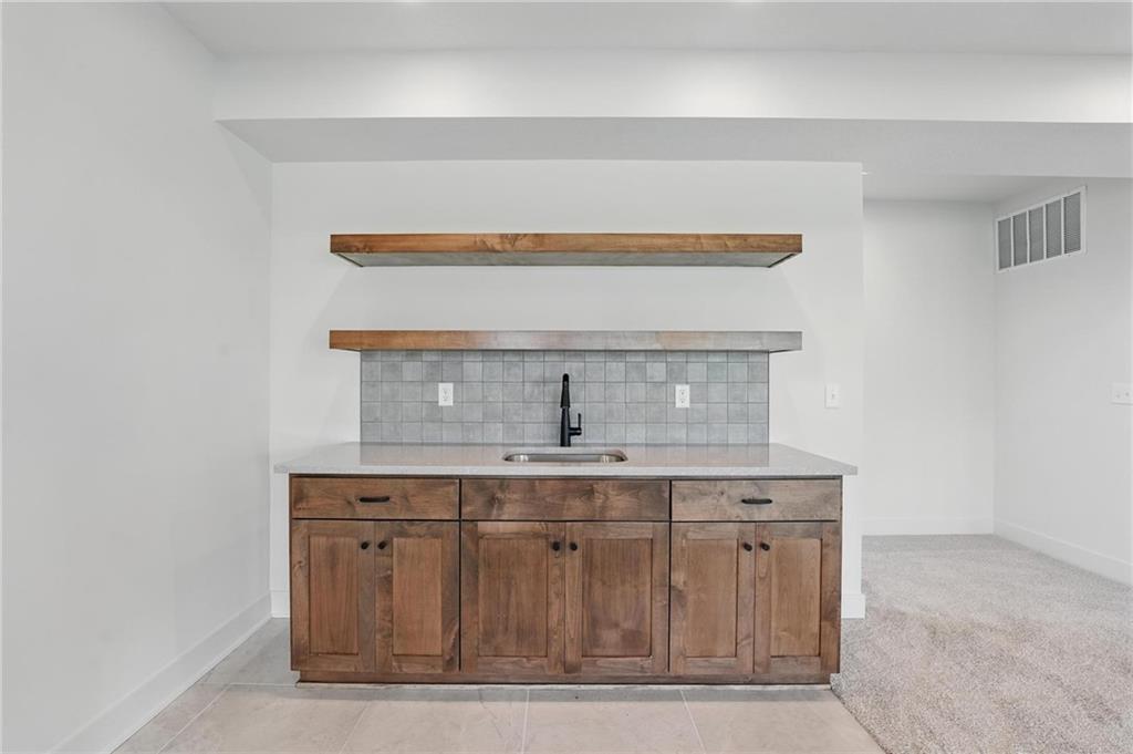 1518 NW 106th Terrace, Kansas City, MO 64155 | MLS#2575796