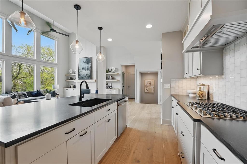 1506 NW 106th Terrace, Kansas City, MO 64155 | MLS#2575983