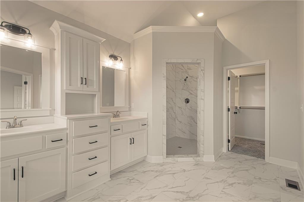 1027  Fir Lane, Liberty, MO 64068 | MLS#2576792