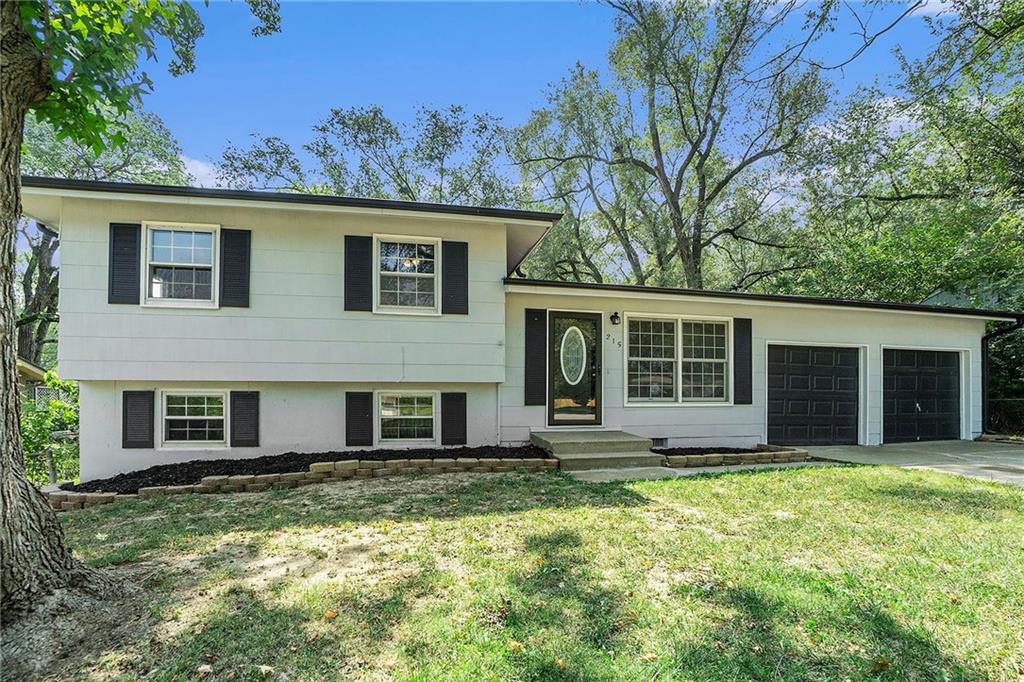 215  Grant Street, Liberty, MO 64068 | MLS#2578262