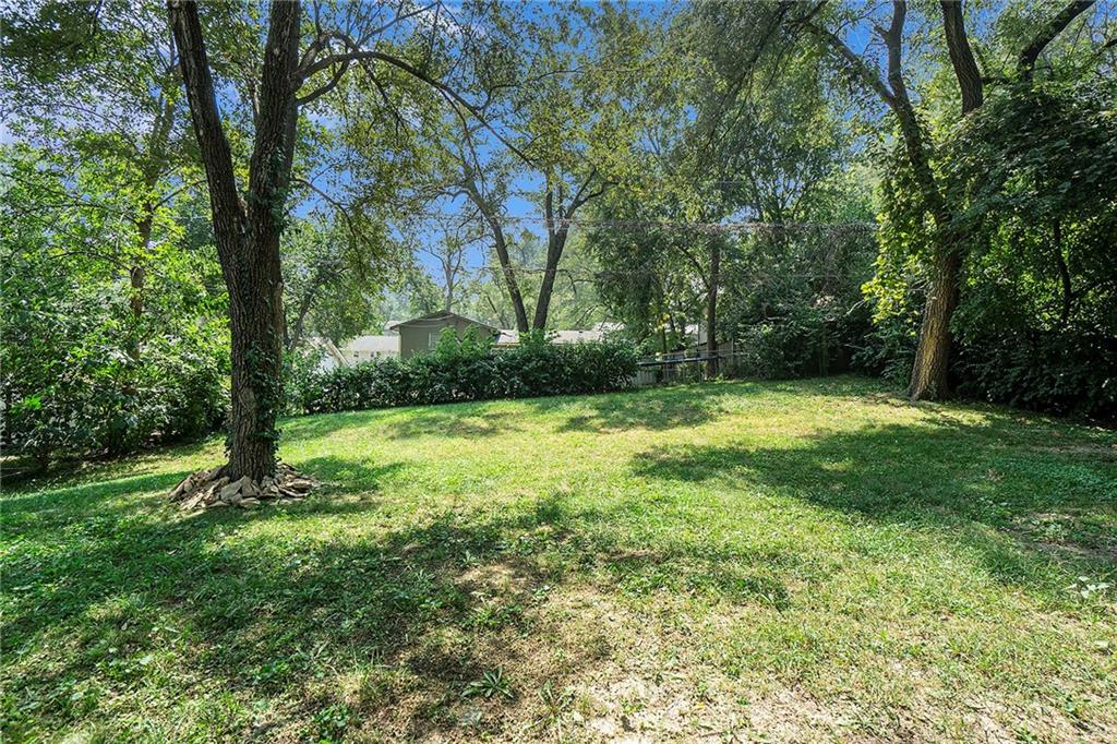 215  Grant Street, Liberty, MO 64068 | MLS#2578262