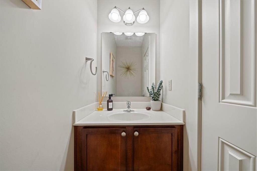 2911  Gentry Park Parkway, Kansas City, MO 64116 | MLS#2578529