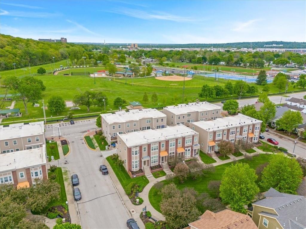 2911  Gentry Park Parkway, Kansas City, MO 64116 | MLS#2578529