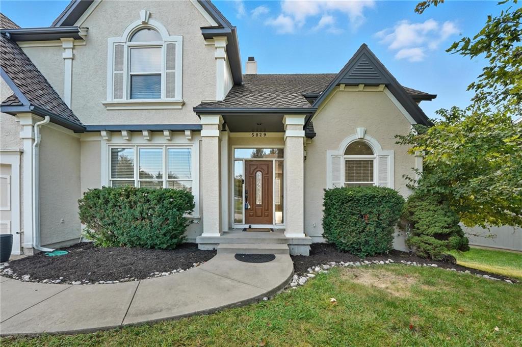 5829  Manor Lane, Parkville, MO 64152 | MLS#2579044