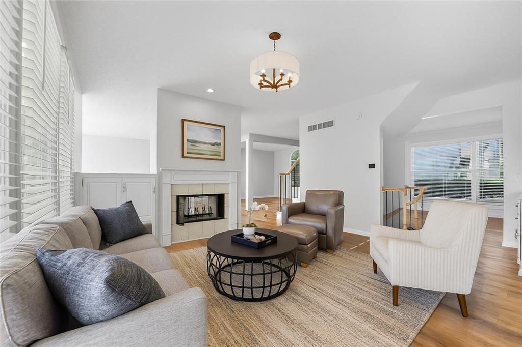 5829  Manor Lane, Parkville, MO 64152 | MLS#2579044