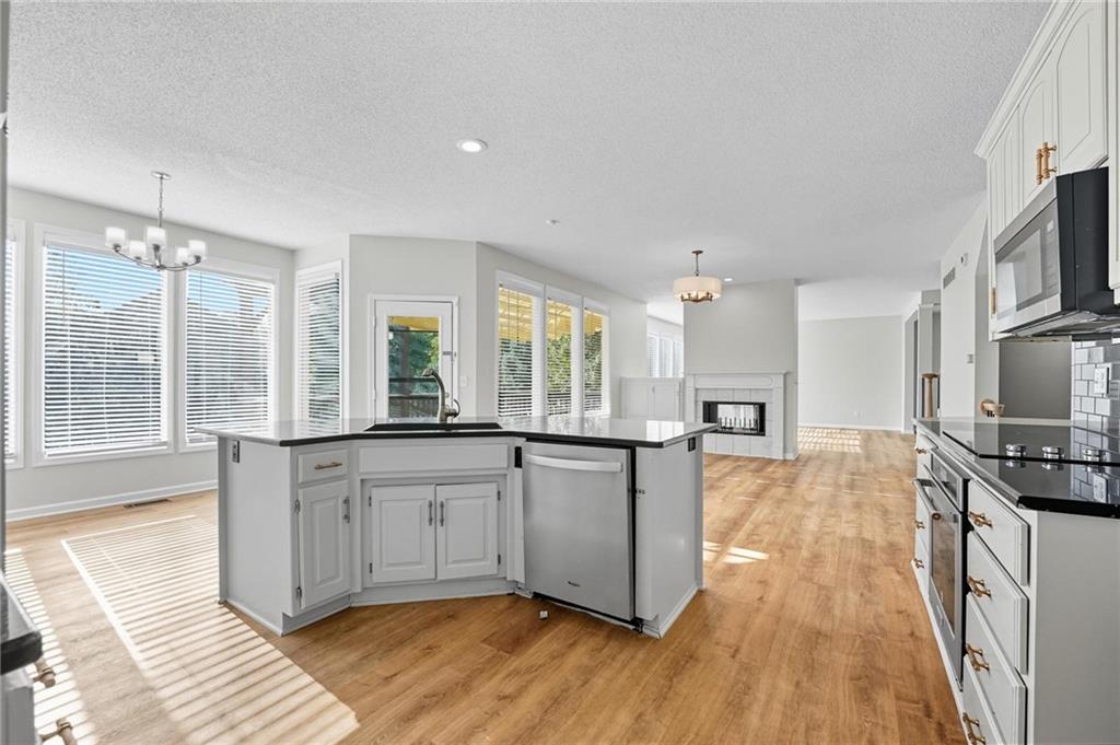 5829  Manor Lane, Parkville, MO 64152 | MLS#2579044