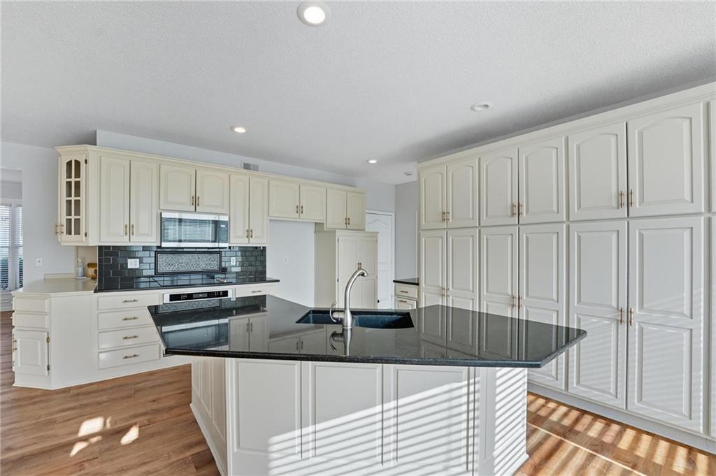 5829  Manor Lane, Parkville, MO 64152 | MLS#2579044