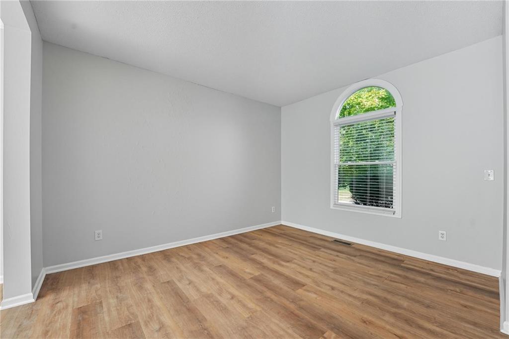 5829  Manor Lane, Parkville, MO 64152 | MLS#2579044