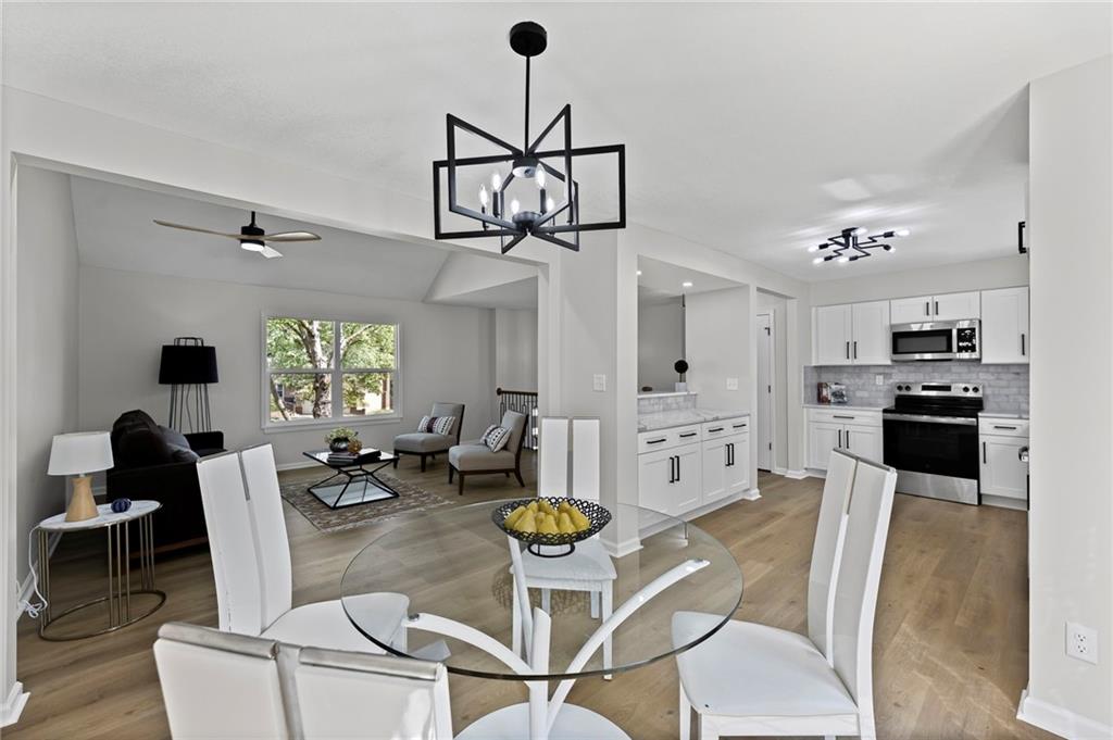 11005  Walnut Creek Drive, Kansas City, MO 64152 | MLS#2579254