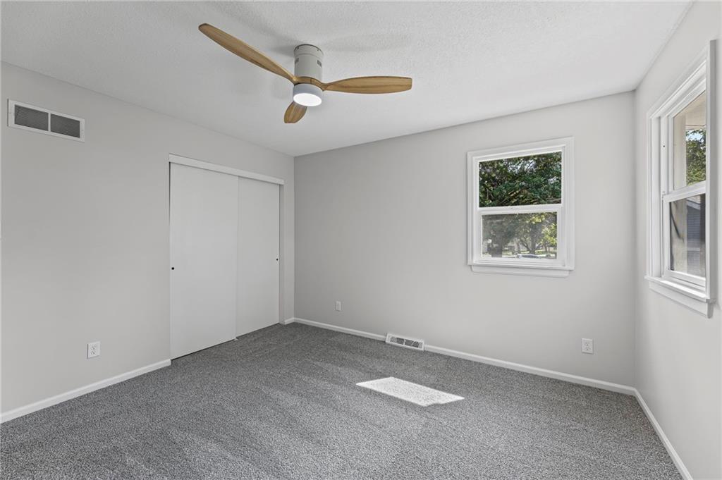 11005  Walnut Creek Drive, Kansas City, MO 64152 | MLS#2579254