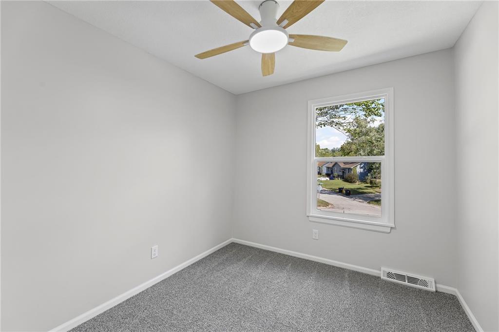 11005  Walnut Creek Drive, Kansas City, MO 64152 | MLS#2579254