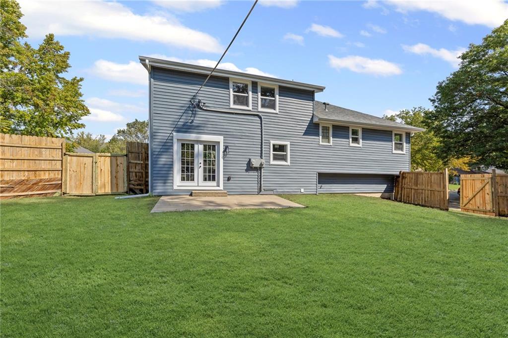 11005  Walnut Creek Drive, Kansas City, MO 64152 | MLS#2579254